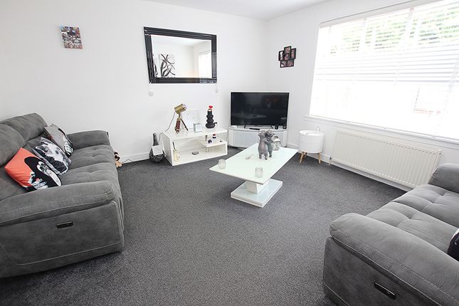 14 Loch Earn Way, Bathgate photo 4
