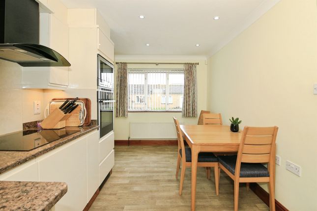 12, Adelaide Place, March photo 3