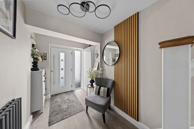 10 Somerset Way, Warrington photo 4