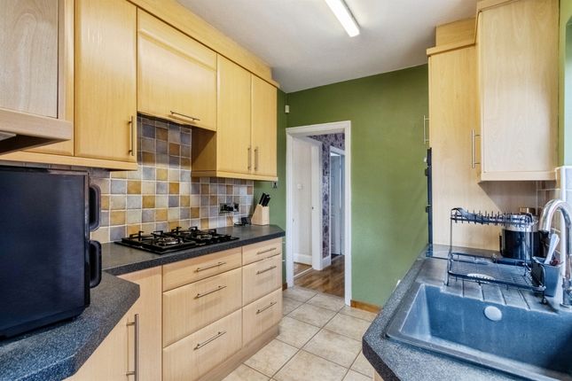 854, York Road, Leeds photo 4