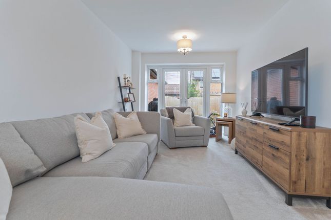 77 Tandem Mill Road, Newport photo 4