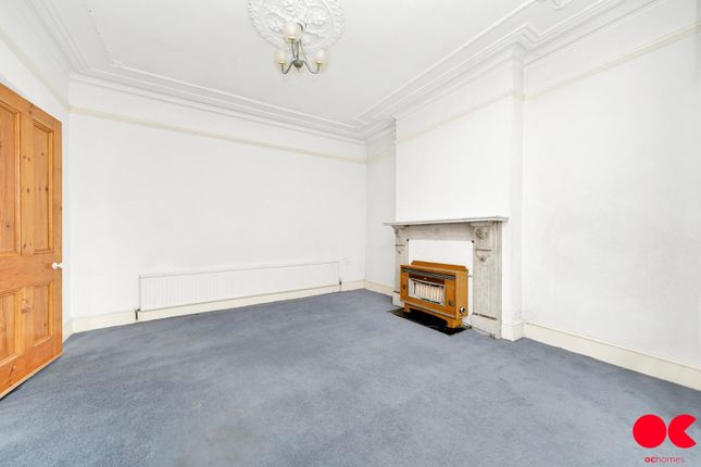 End terrace house for sale in Clements Road, London