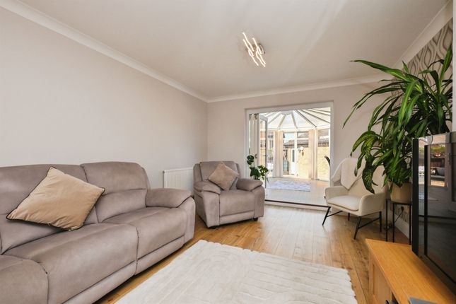 66, Pilkingtons, Harlow photo 4