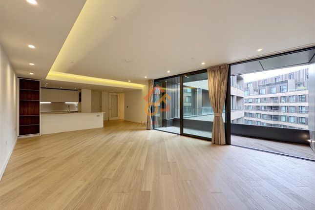 Thumbnail Flat to rent in The Helios, 101 Wood Lane, London