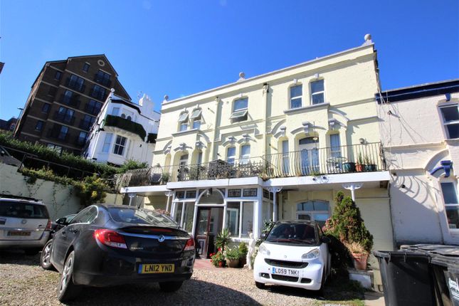 2 bed flat to rent in Arcade Road, Ilfracombe EX34