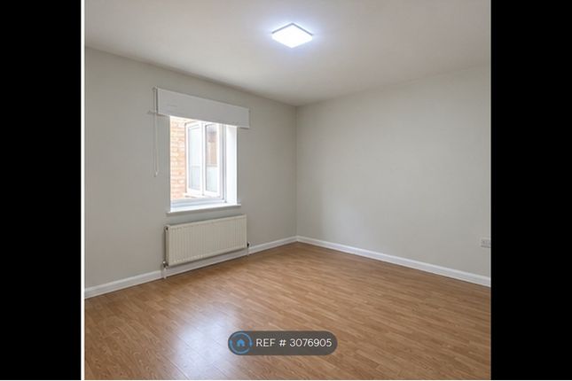 Ivory Court Brooksbys Walk, London photo 4