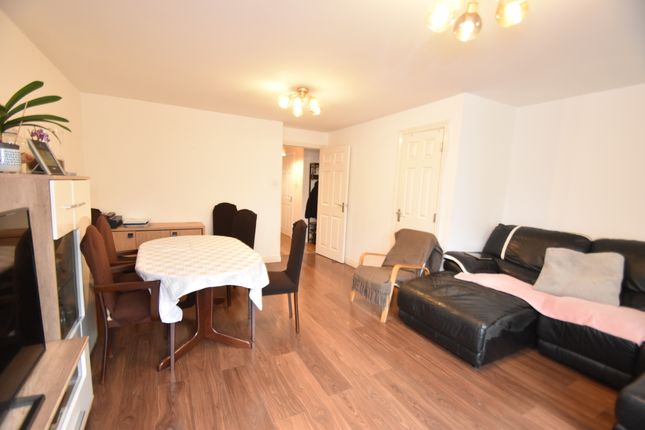 11, Fitzallan Place, Bathgate Wester Inch Village photo 3