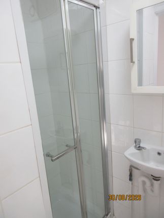 35, Lyndhurst Drive, Leyton photo 5