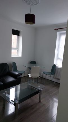 Thumbnail Flat to rent in Nelsons Row, London