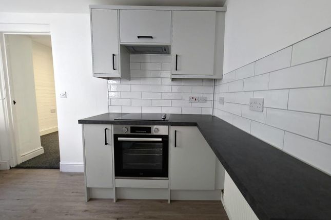 44, Castle Street, Abertillery photo 3