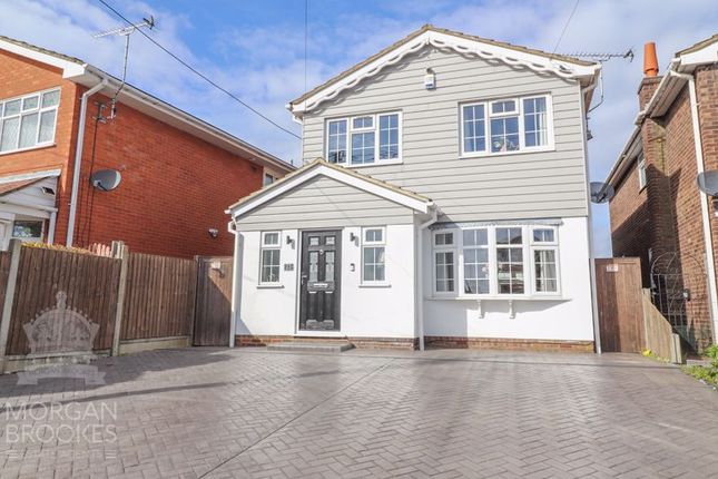 Thumbnail Detached house for sale in Rainbow Road, Canvey Island