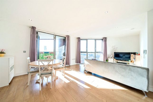 Thumbnail Flat for sale in Silwood Street, Surrey Quays