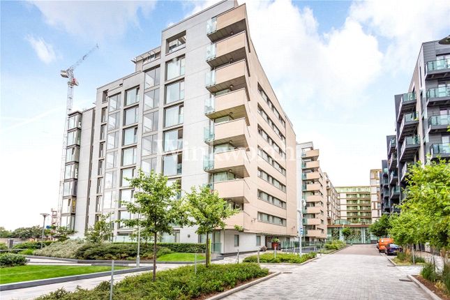 Thumbnail Flat to rent in Merlin Heights, Waterside Way, London