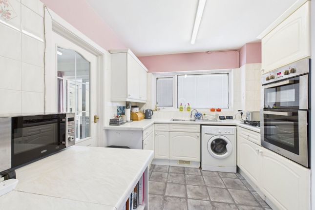 18, Ely Road, Worthing photo 2