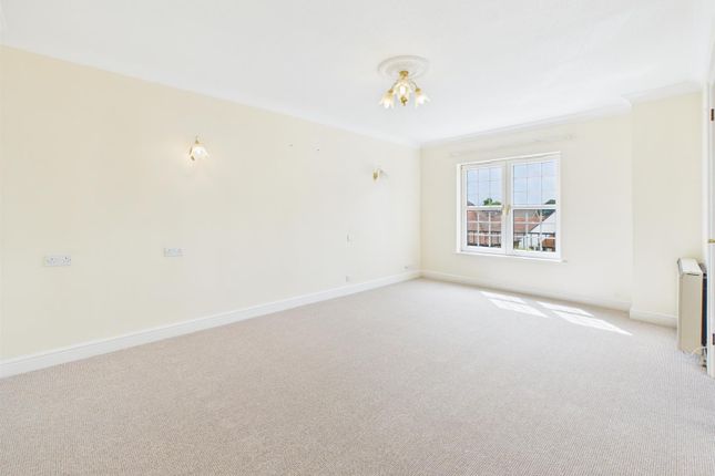 Arundel Lodge, 11, Pegasus Court, Reading photo 2