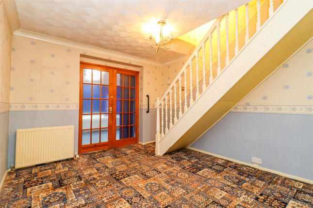 2, Horncastle View, Wakefield photo 4