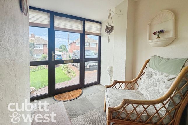7, Aldsworth Gardens, Portsmouth photo 3