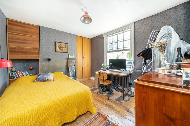 19, Dericote Street, London photo 4