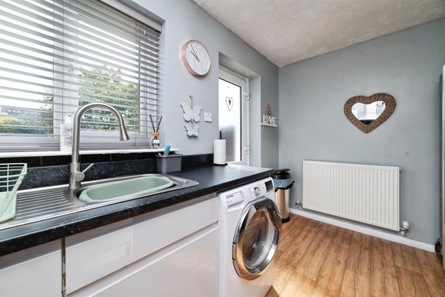 25, Foxglove Close, Hull photo 4