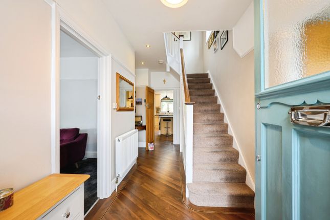 5, Earlswood Road, Redhill photo 2