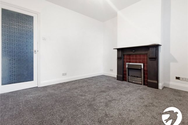 9, Crescent Road, Erith photo 2