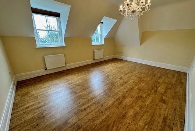 Flat to rent in Driffield Terrace, York