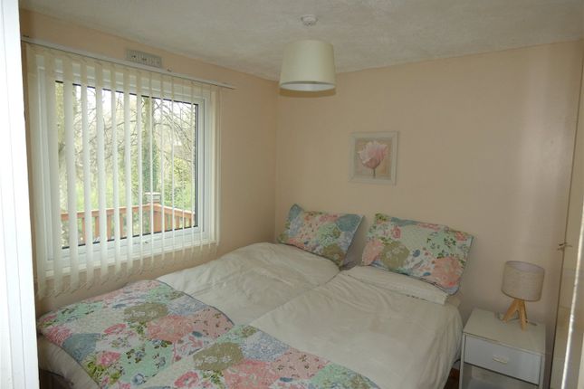 Chalet 142,, Caeathro, Gwynedd photo 5