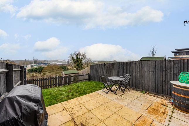 4, Sapphire Street, Irthlingborough photo 4