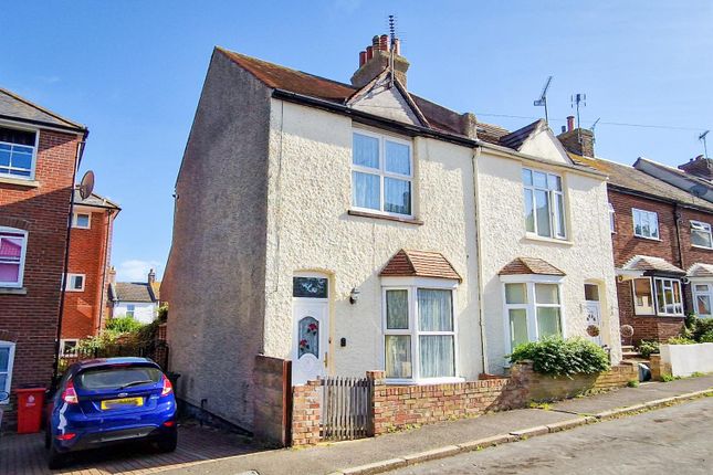 End terrace house for sale in Victoria Road, Walton On The Naze