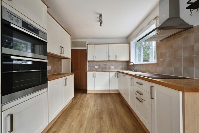 Fowlers Close, Rye Road, Kent photo 3
