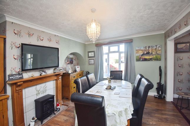 42, King George Avenue, Bridgwater photo 4