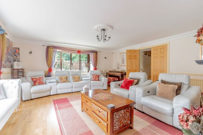 65 Fakenham Road, Norwich photo 3