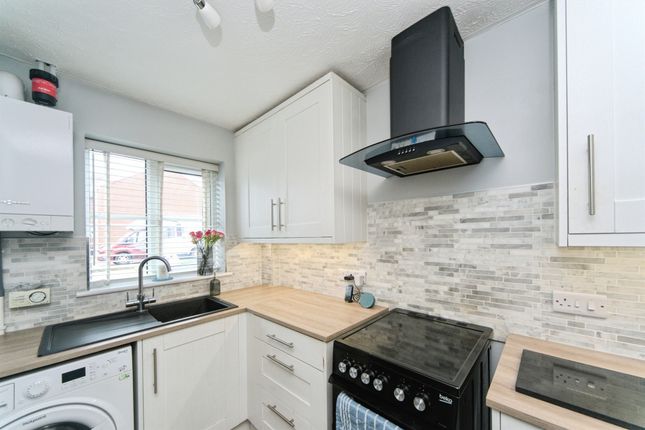 29, Piltdown Way, Eastbourne photo 3