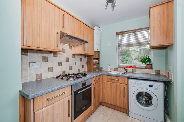 97 Cliffefield Road, Sheffield photo 2