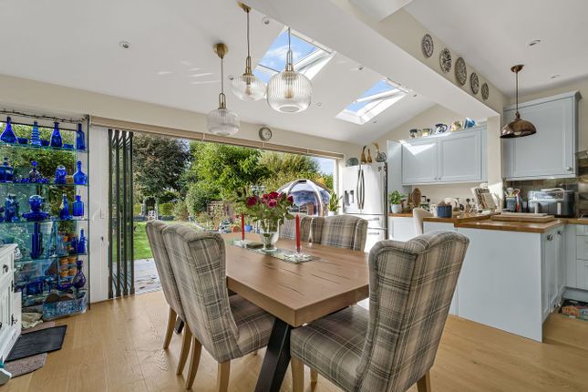329, Old Bath Road, Cheltenham photo 4