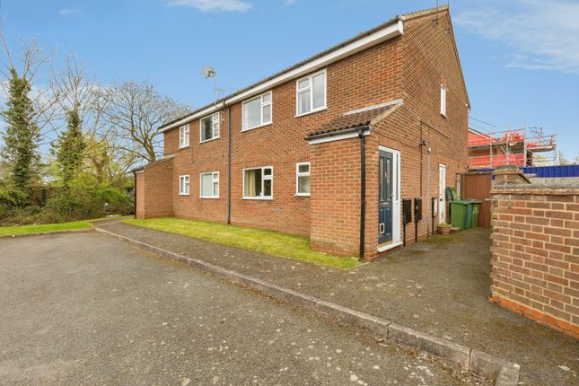 2-bed flat on 39, Salts Close, Leicestershire, £115,000