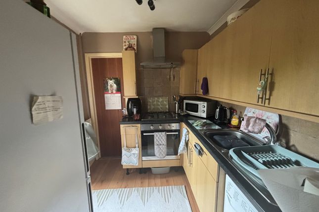 60a, Commercial Street, Maesteg photo 3