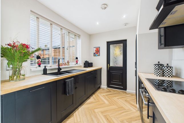 6 Bedeburn Road, Newcastle Upon Tyne photo 2