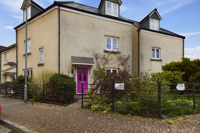 Thumbnail Town house for sale in Slipps Close, Frome