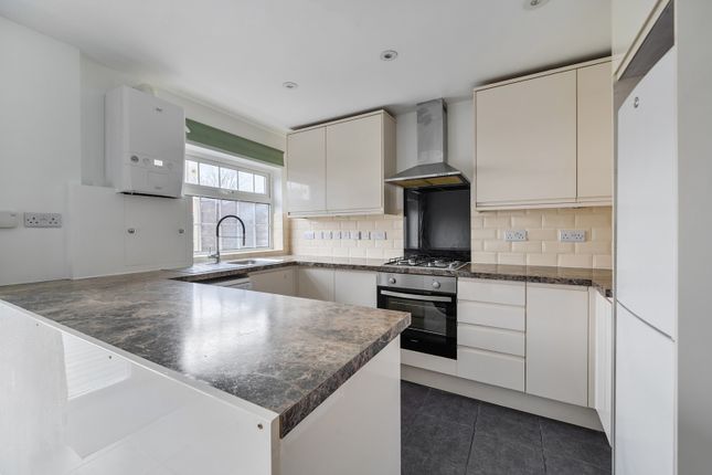 73A,, Roxeth Green Avenue, Harrow photo 4