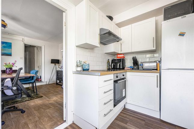 32 A & B, Bulmershe Road, Reading photo 4