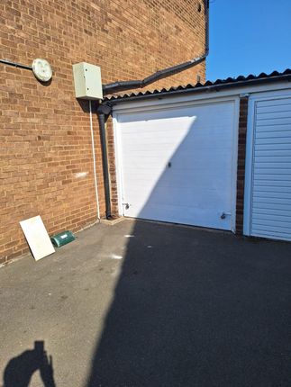 Parking/garage for sale in Bath Road, Hounslow