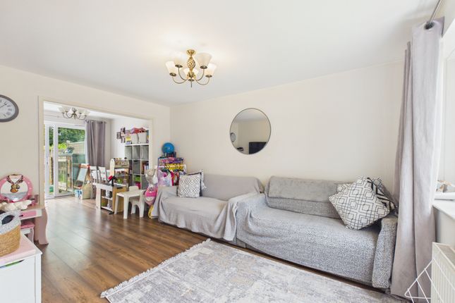20, Woodland Avenue, Bridgwater photo 2