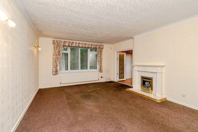 16, Goldthorne Avenue, Cannock photo 4