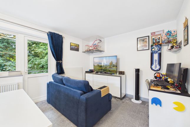 Walnut Tree House, High Wycombe photo 4