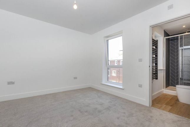 Flat 11 Eaton Place, Upton Road, Norwich photo 4