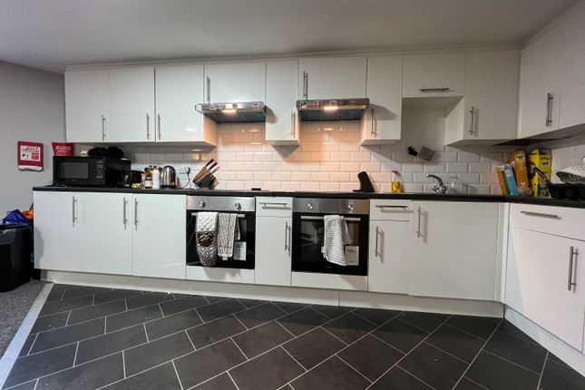 Rhymney Terrace(*), Cardiff photo 2