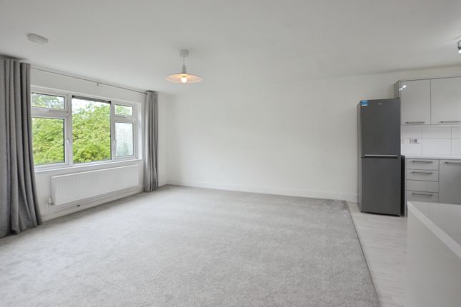 62, Cambridge photo 3