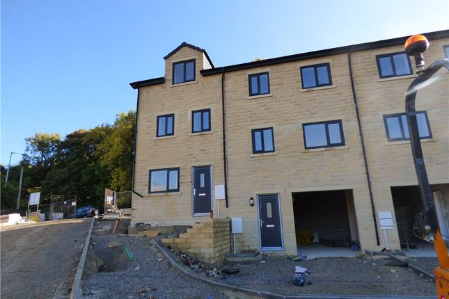 Thumbnail Town house for sale in Alder Close, Halifax Road, Keighley