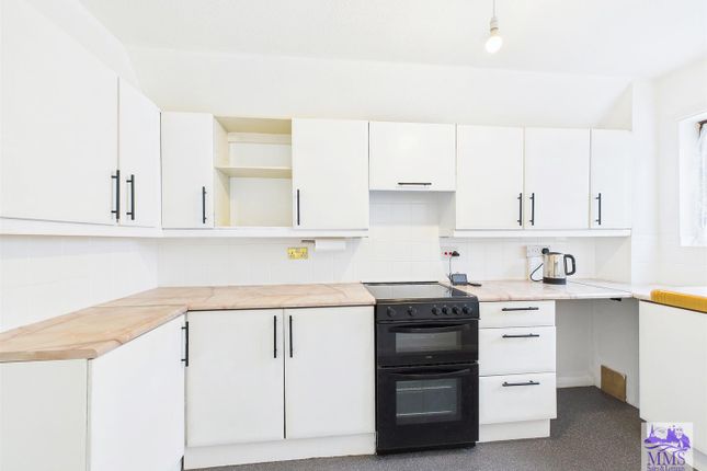 2-bed terraced on 22, Reed Street, Cliffe, £260,000